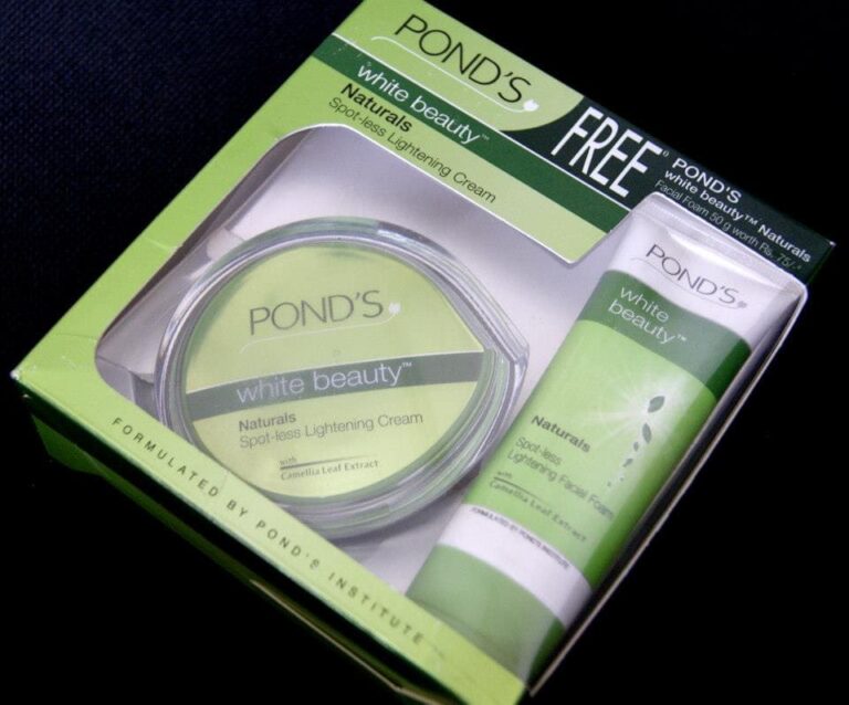Ponds White Beauty Naturals Spot-less Lightening Cream