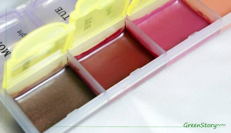 DIY: Lipstick Palette