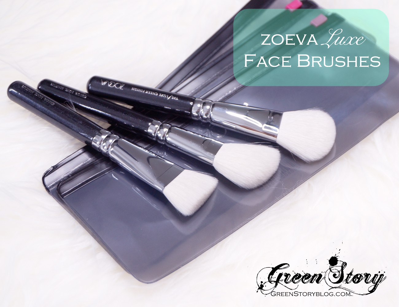 Zoeva luxe face brush