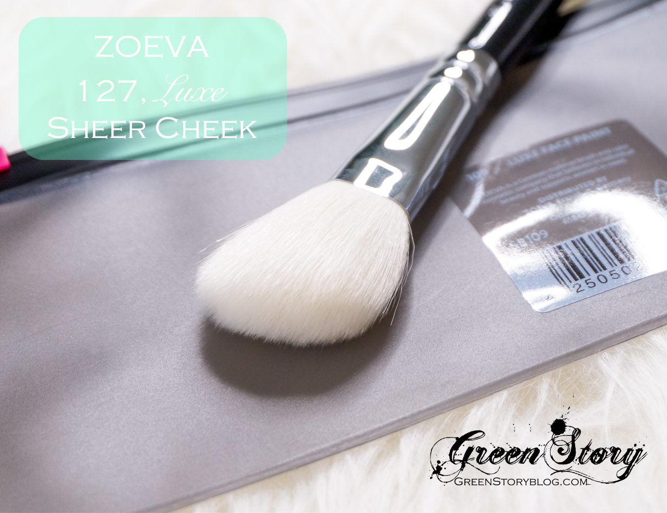 127 Luxe Sheer Cheek Face makeup brush