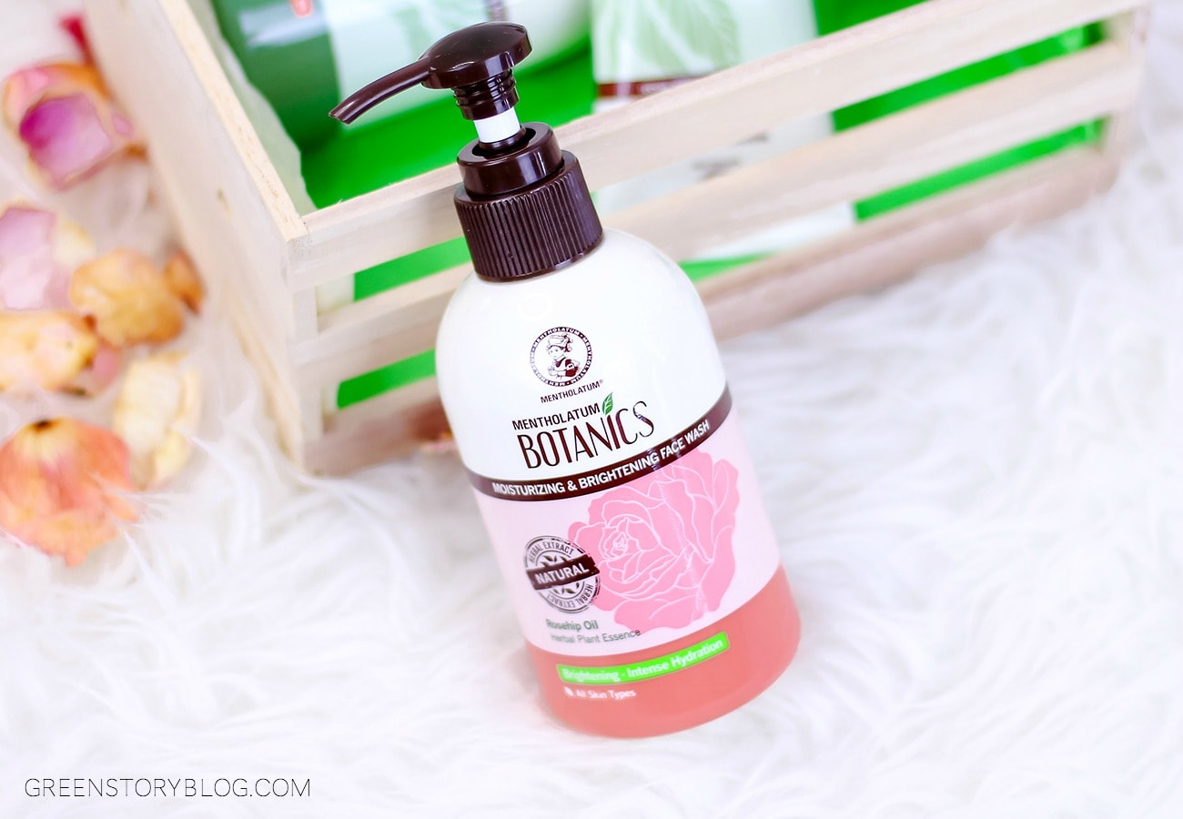 Mentholatum Botanics Rosehip Oil Face Wash