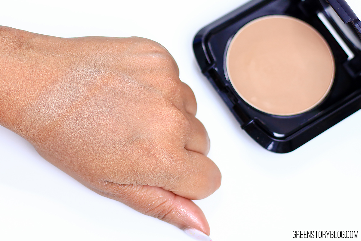 Palladio Wet & Dry Powder Foundation Swatch - Tawny