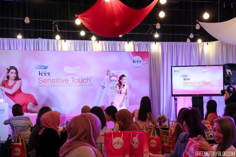 New Veet Hair Removal Device | For Women On The Go