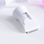 Veet-Sensitive-Touch-Eyebrow-Trimmer-bikini