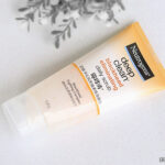 Neutrogena-Deep-Clean-Daily-Scrub