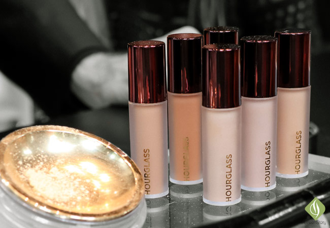 hourglass velvet retouch fluid concealer