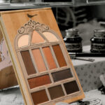 pretty-vulgar-nightingle-eyeshadow-palette