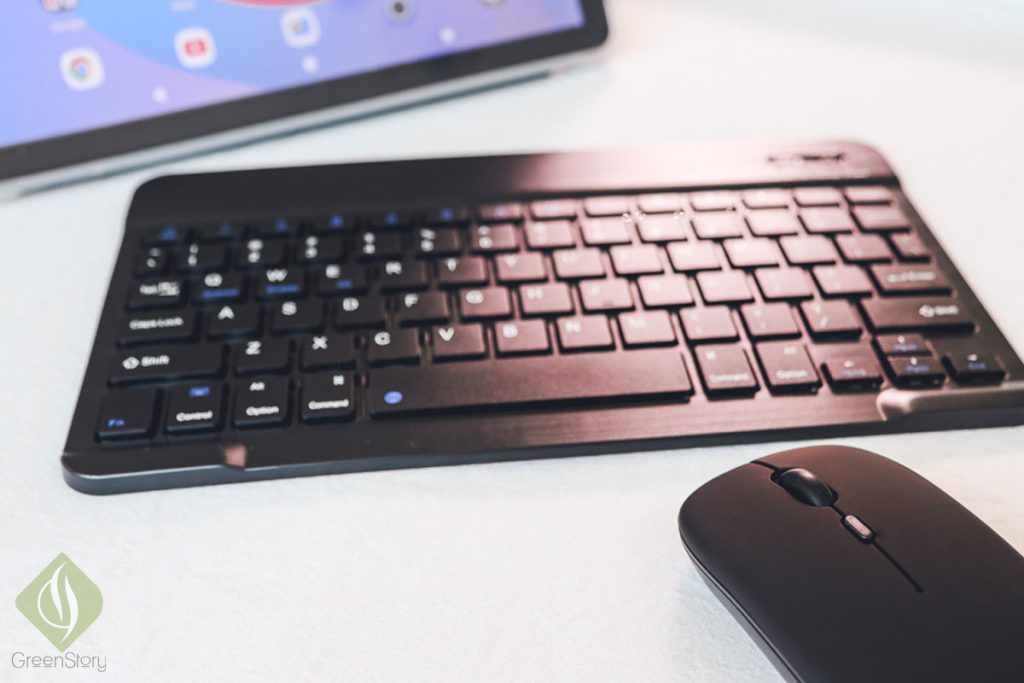 LUMOS Tablet Review: best budget Tablet with Mini Laptop Bundle
