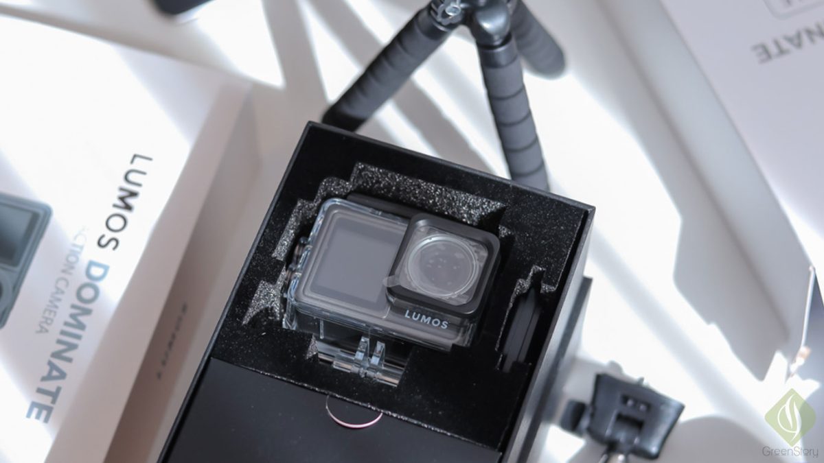 LUMOS DOMINATE action camera inside its packaging with accessories.
